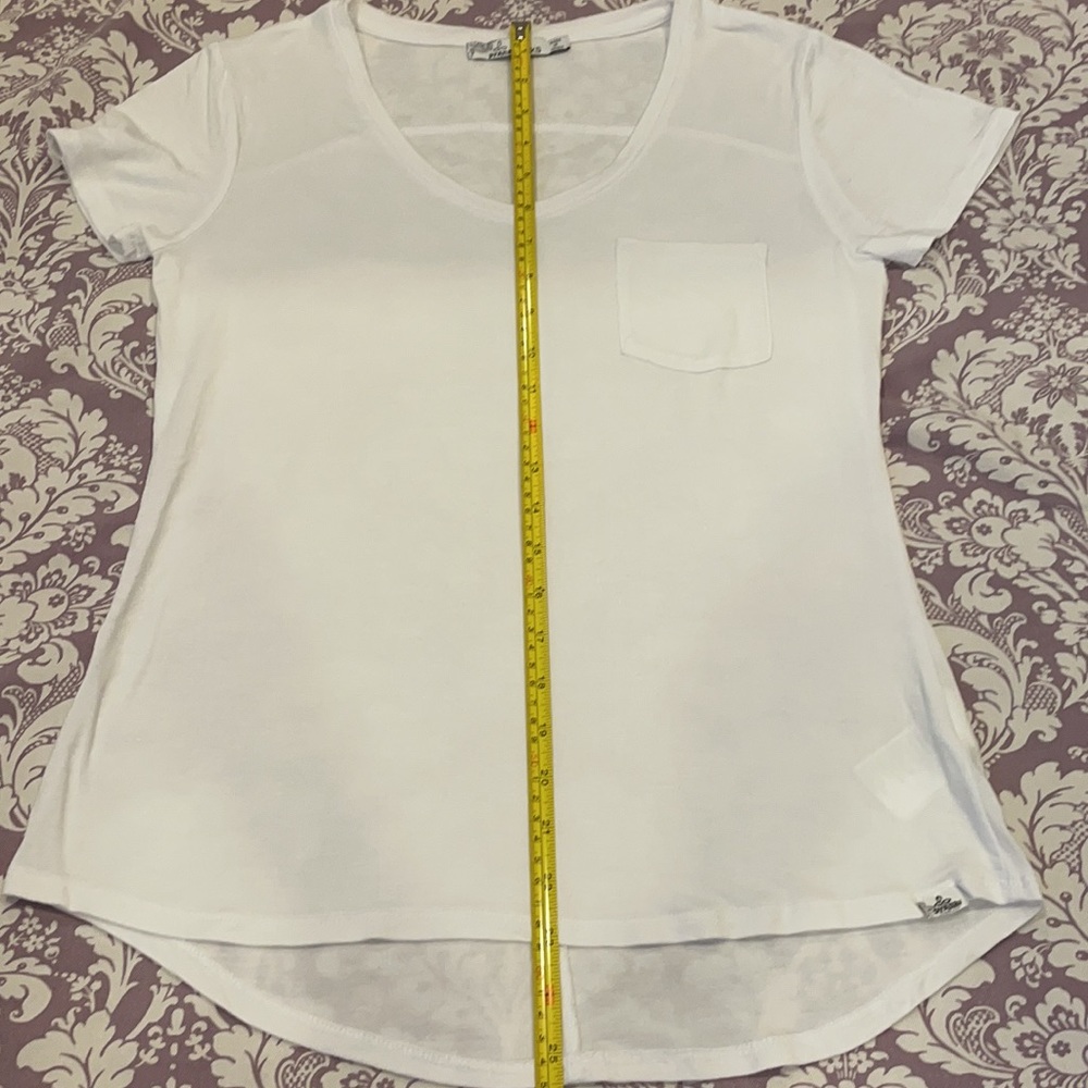 Prana Short Sleeve V-Neck Pocket Tee - Picture 9 of 10